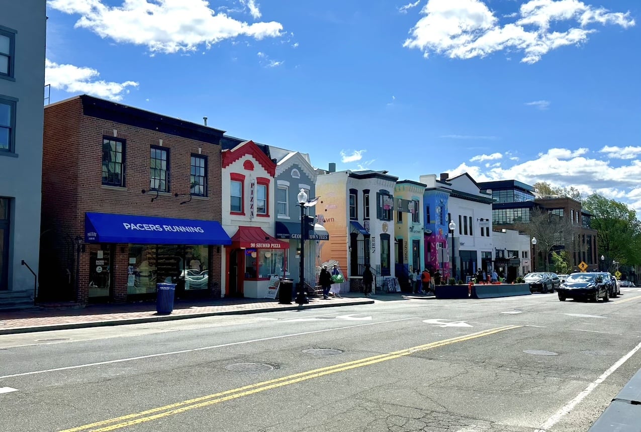 Découvrez les boutiques et cafés def Georgetown